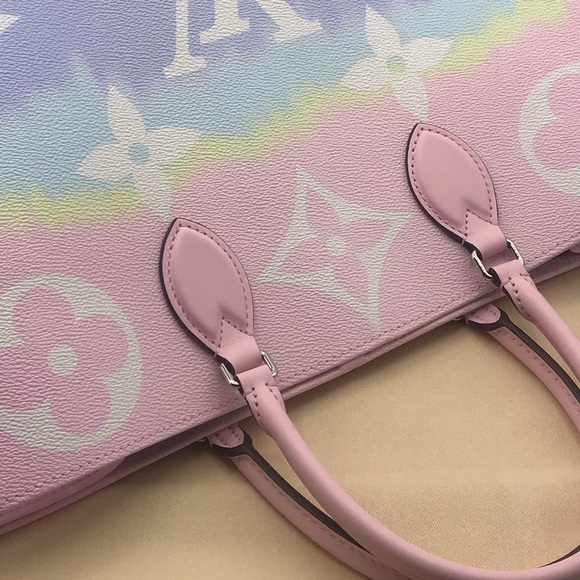 Louis Vuitton Escale On The Go Gm Tote Limited Bag - Picture 9 of 16